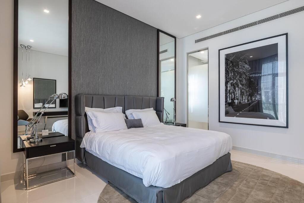 Spacious And Elegant 5Br Plus Maids Room Villa In Damac Dubai Luaran gambar